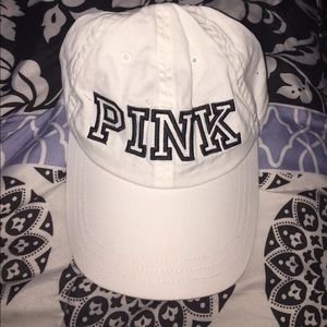 VS pink hat