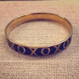 Xoxo black and gold fashion bangle