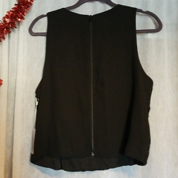 Beautifully beaded party vest top - Picture 4 of 4