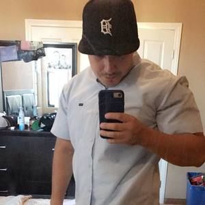 Meet your Posher, Eduardo