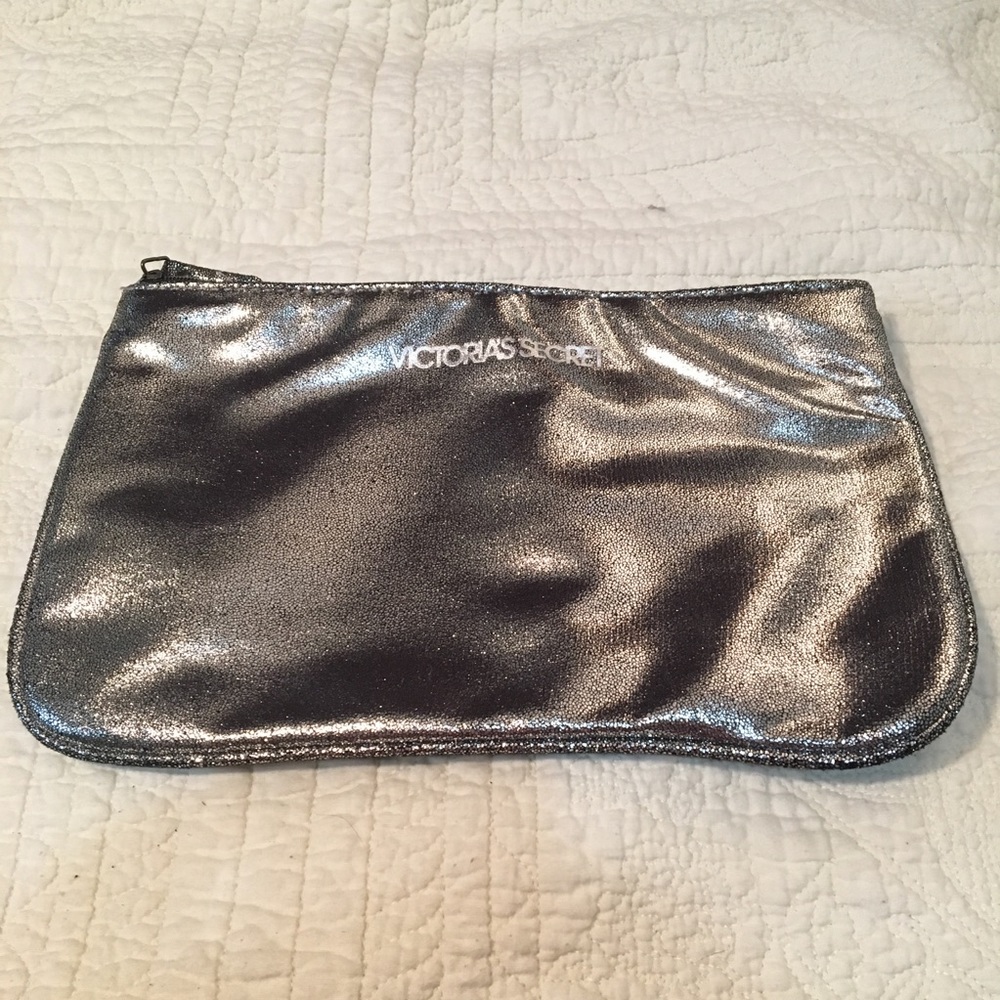 This VS makeup bag is FREE when you buy a VS bra!!