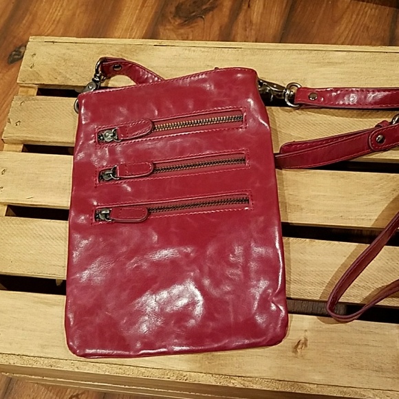 Shiraleah Handbags - Shiraleah Crossbody Bag