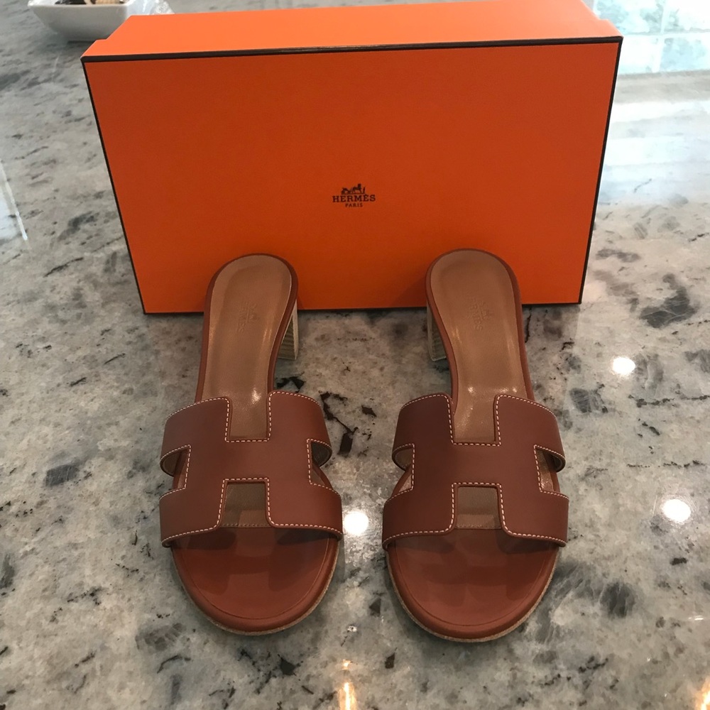 🚫SOLD🚫 NIB Hermes Oasis Sandal, SZ 37