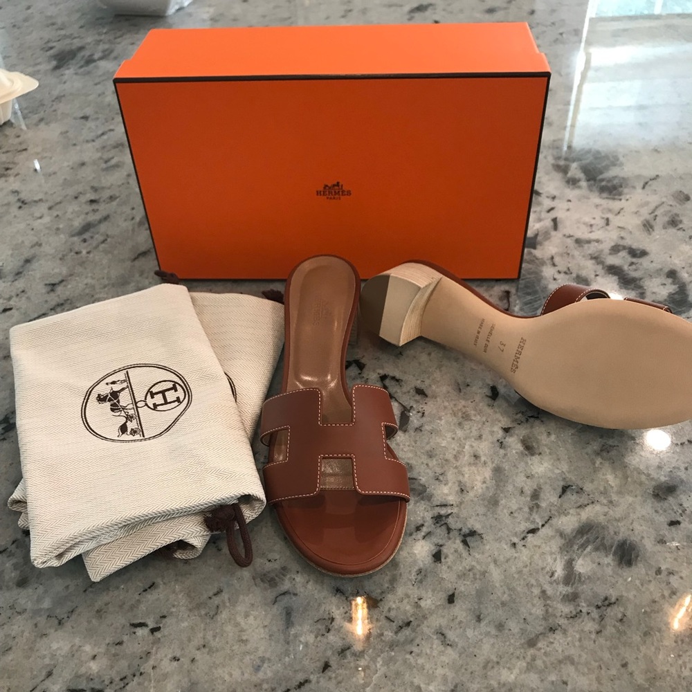 🚫SOLD🚫 NIB Hermes Oasis Sandal, SZ 37 - Picture 2 of 8