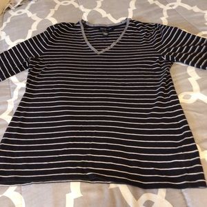 3/4 sleeve stretchy striped top