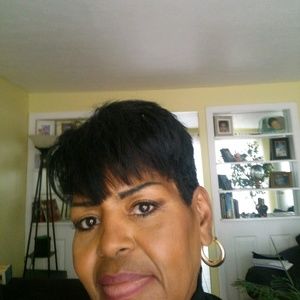 Meet your Posher, Beatrice