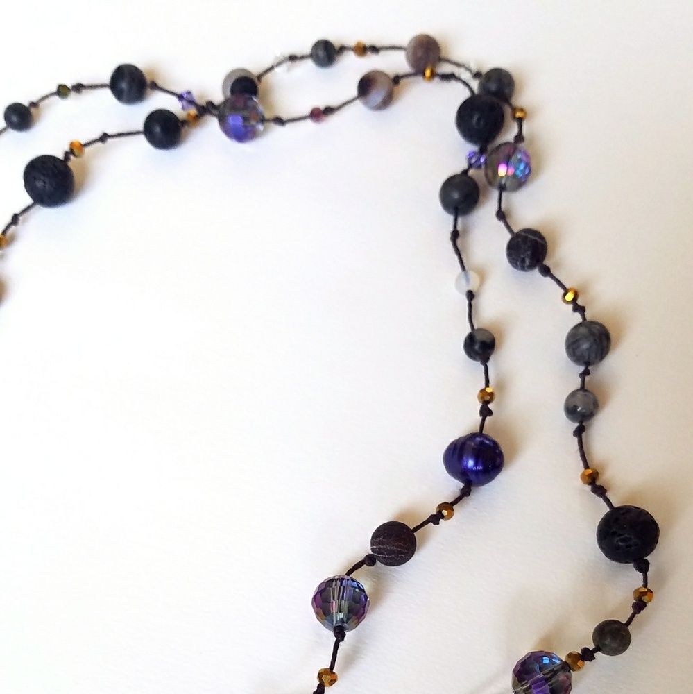 Agate and Lava Stone Aromatherapy Necklace