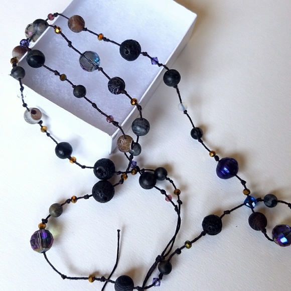 Agate and Lava Stone Aromatherapy Necklace - Picture 2 of 4