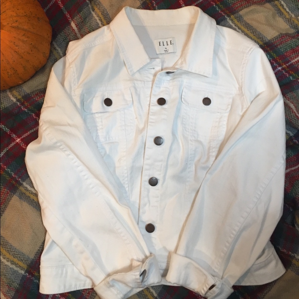 ELLE white jean jacket- OFFERS WELCOME
