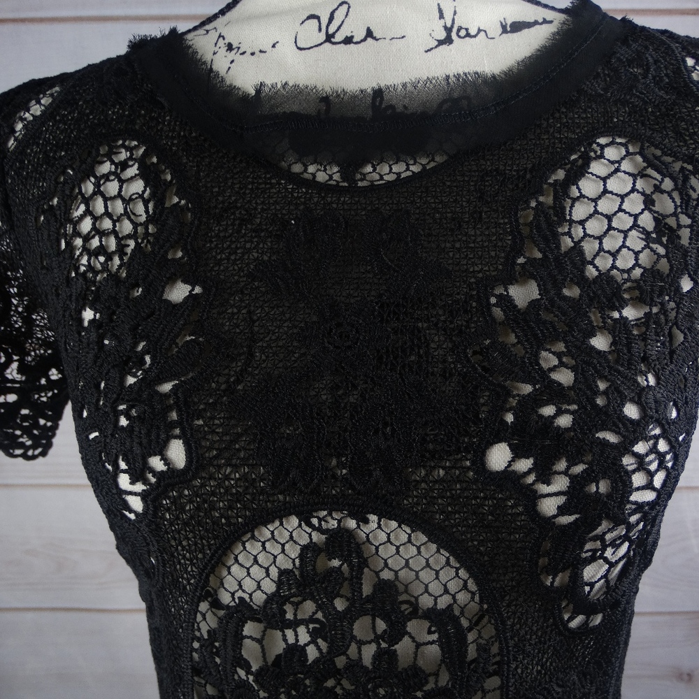 Black Lace Crop Top