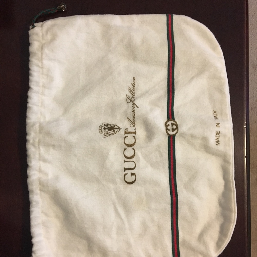 Authentic Gucci GG Canvas Pochette - Picture 7 of 8