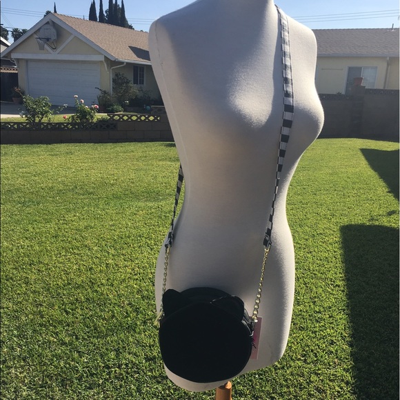 SOLD!! Quilted kitty Betsey bag - Picture 3 of 5