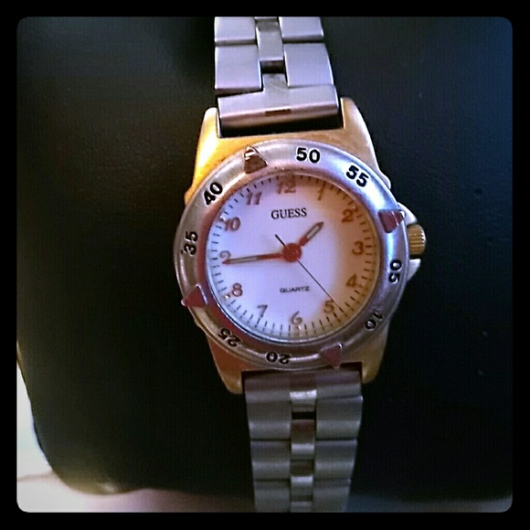 Guess Accessories - GUESS WATCH