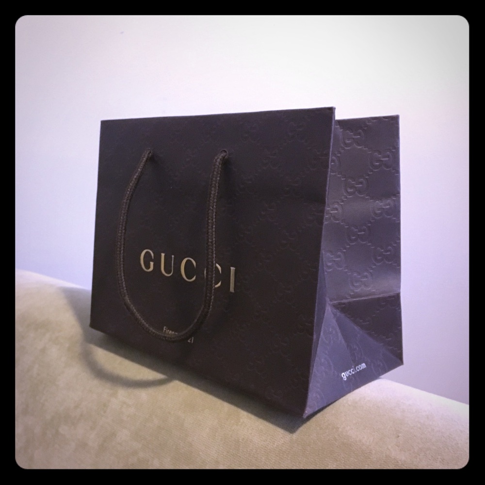 Gucci bag and drawstring keep bag