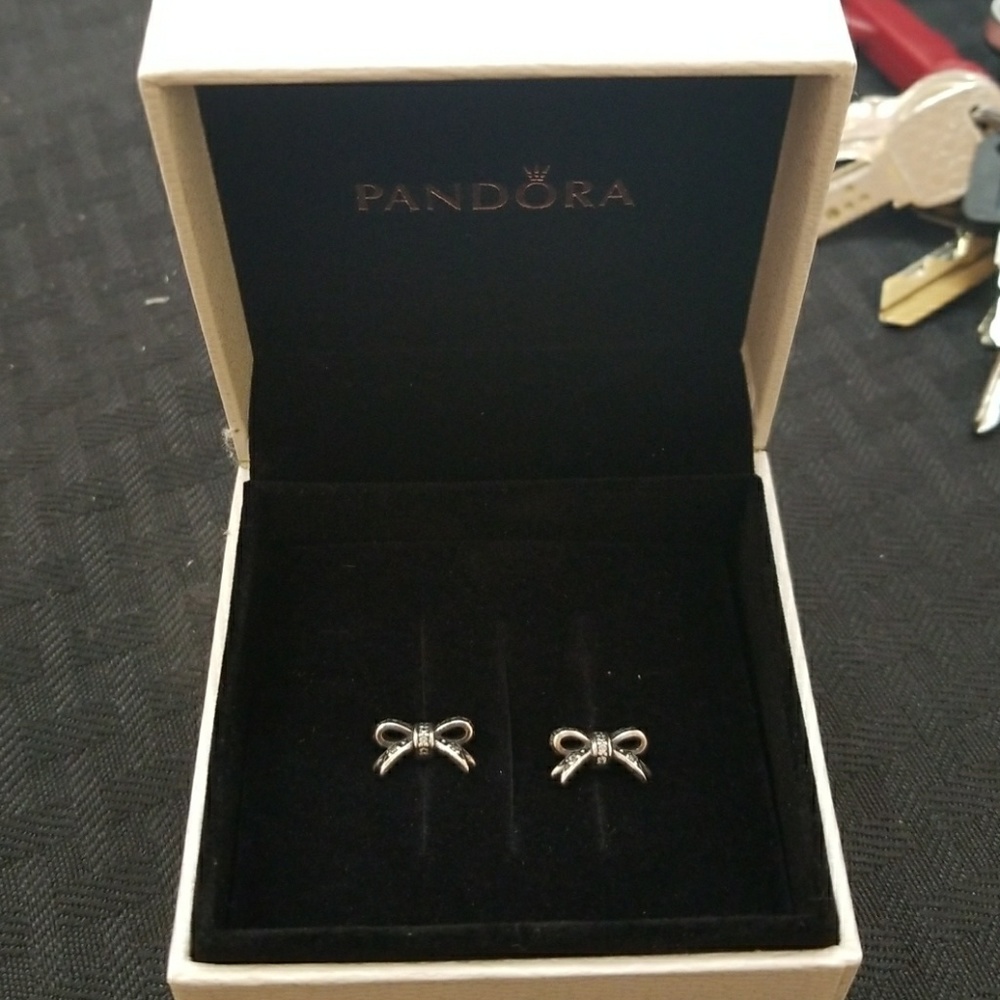 PANDOR Sterling Silver Sparkling Bow earrings