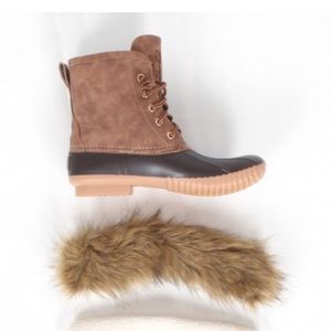 Women's duck boots. NO MONOGRAM!