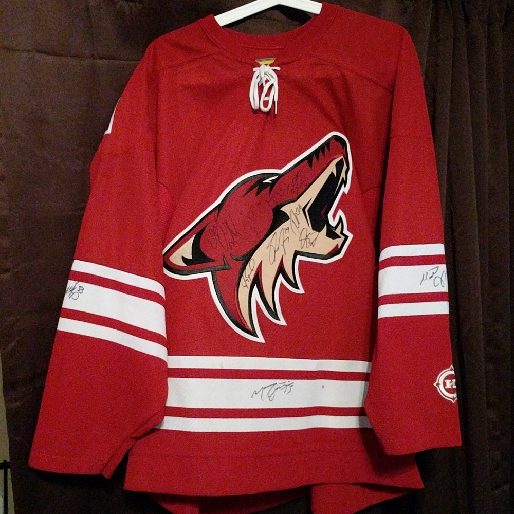 Phoenix Coyotes Autographed Official NHL Jersey