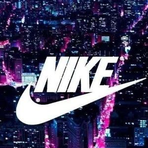 Meet your Posher, Carlos