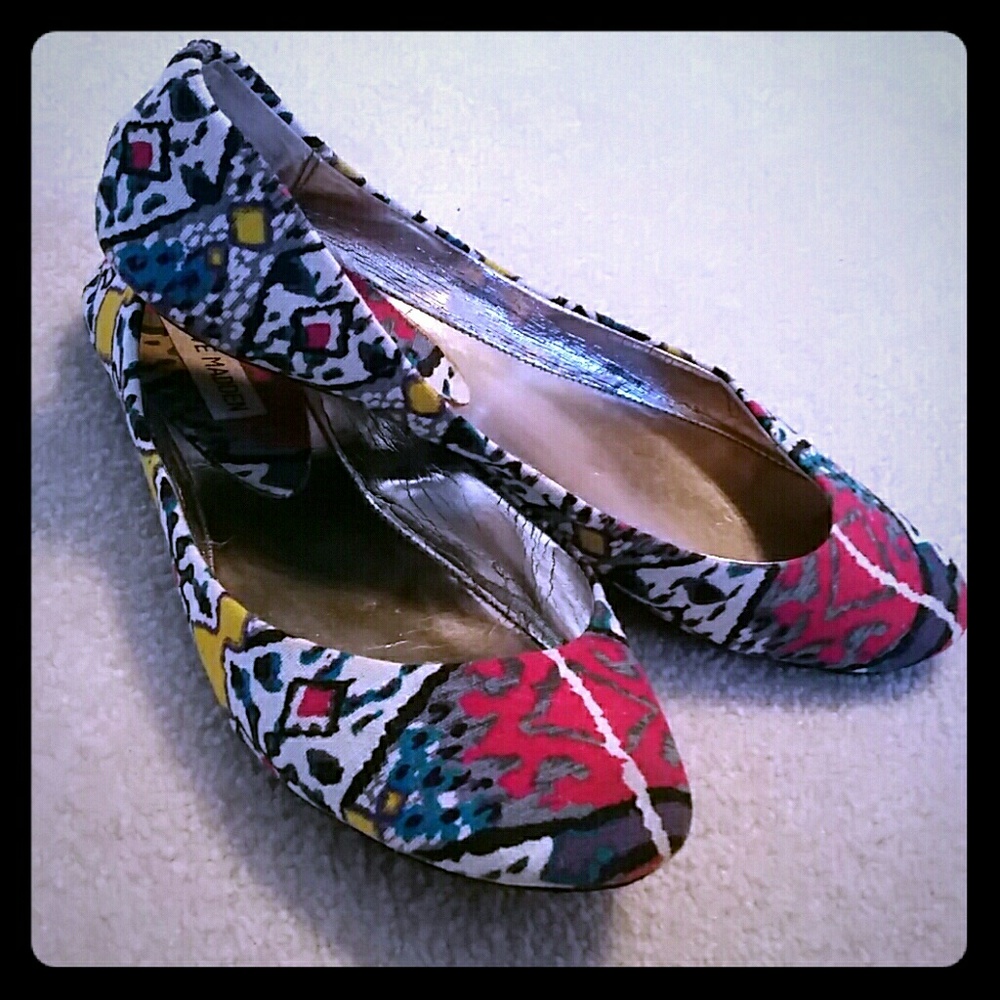 Adorable Steve Madden Ballet Flats