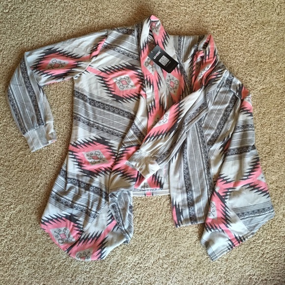 myobe Tops - Kimono, new w tags