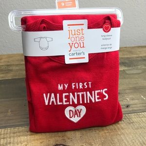 NWT Carter’s Valentines Long Sleeve Bodysuit, 9M❤️