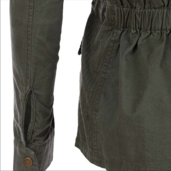 🔥Last one!!!🔥 Olive Green Utility Jacket - Picture 2 of 4