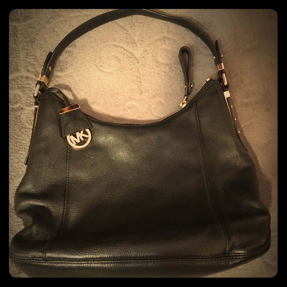 Great Leather Michaels Kors Purse!!