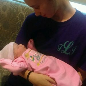 Meet your Posher, Sara