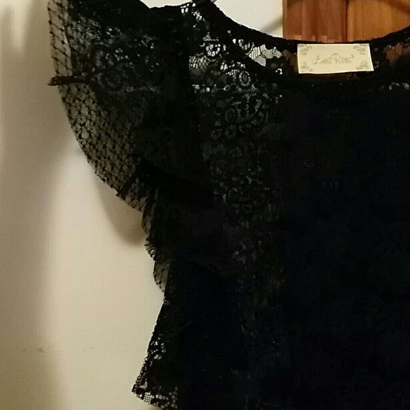 Lace sleeveless dress - Picture 3 of 8