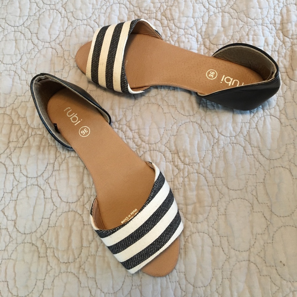 Cute open toe flats