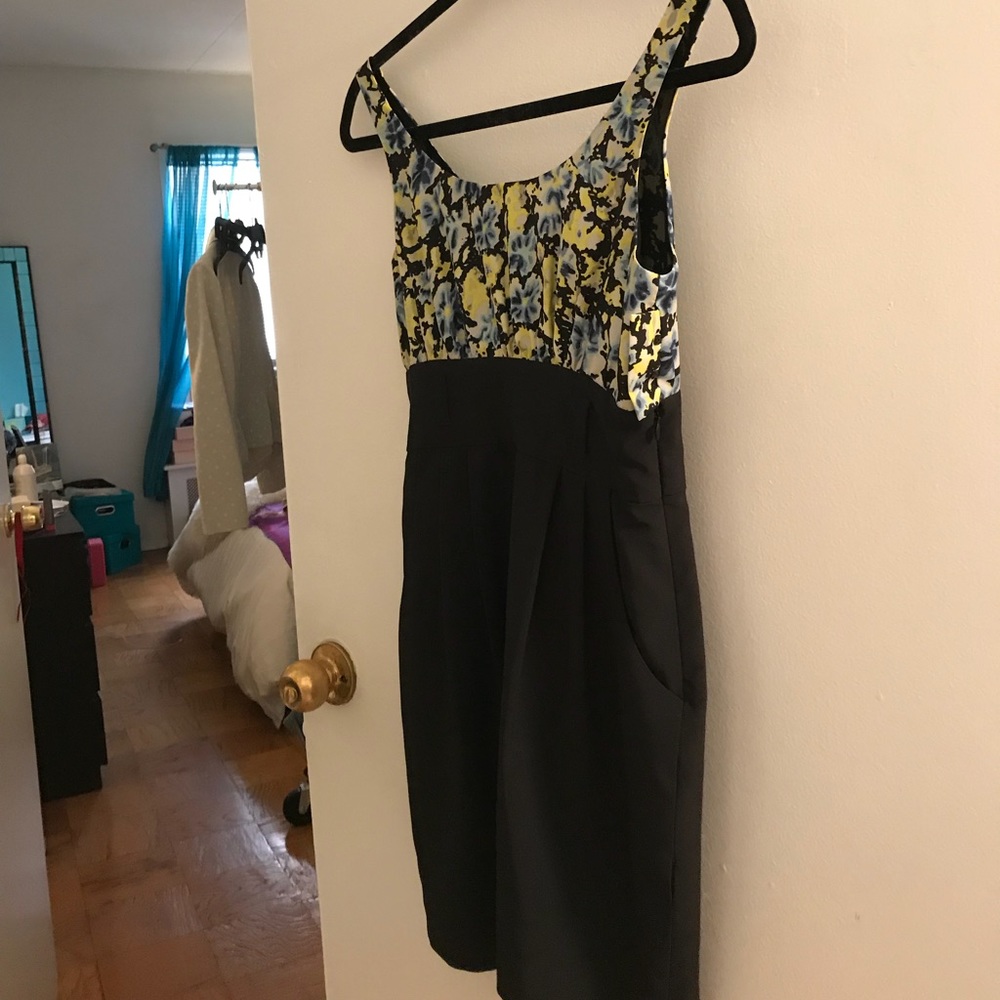 Size 0 bcbg shift dress