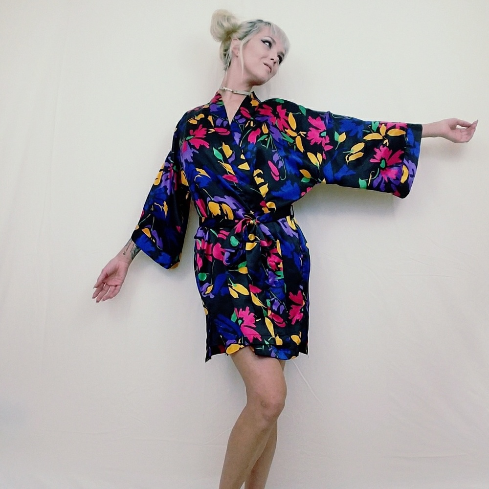 Vintage Silky Colorful Robe