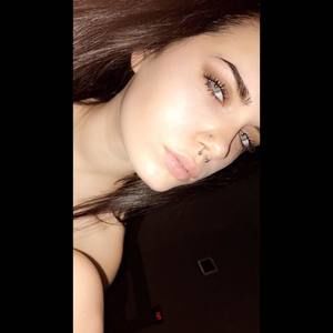 Meet your Posher, Destiny