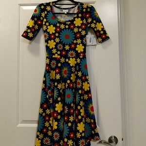 🆕 LuLaRoe Nicole Dress