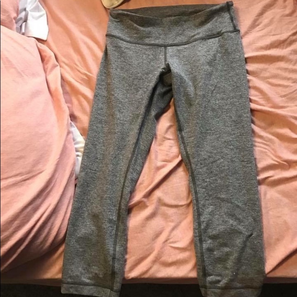 Cropped lulu leggings