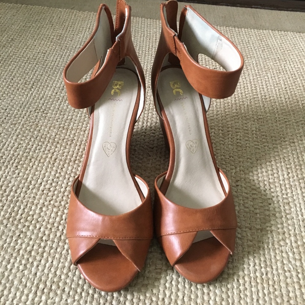 Shoes size 7