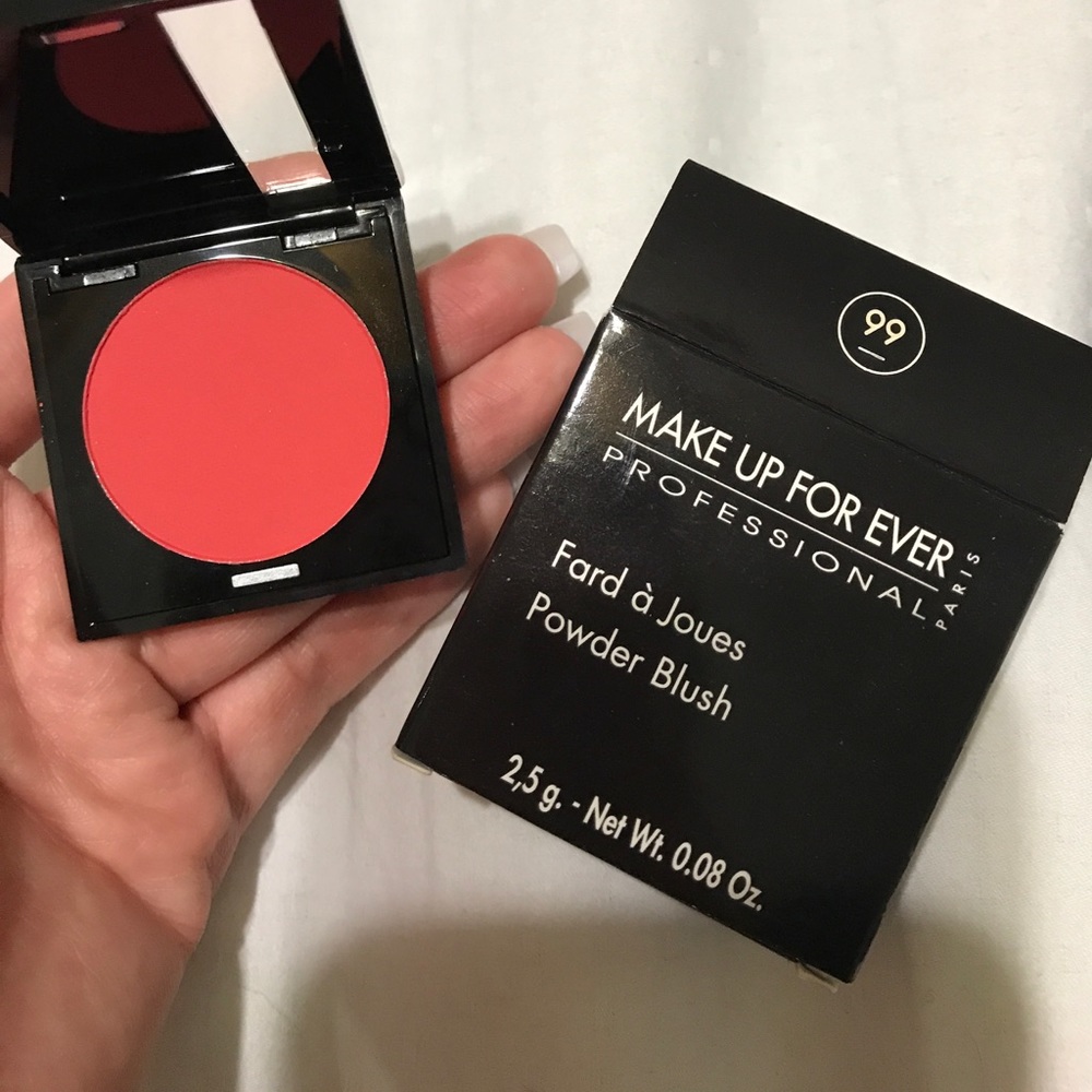 Make up forever powder blush