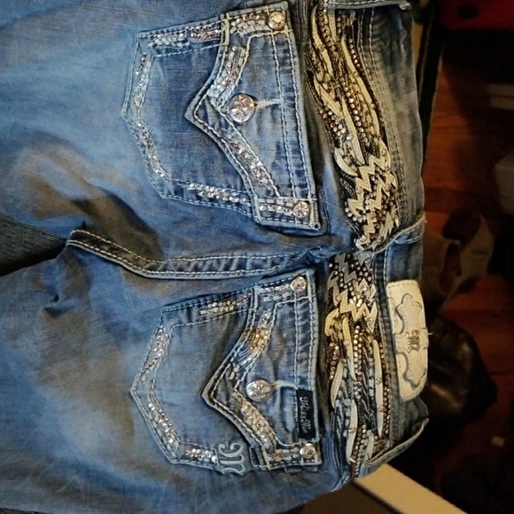 Miss Me girls Jeans - Picture 2 of 2