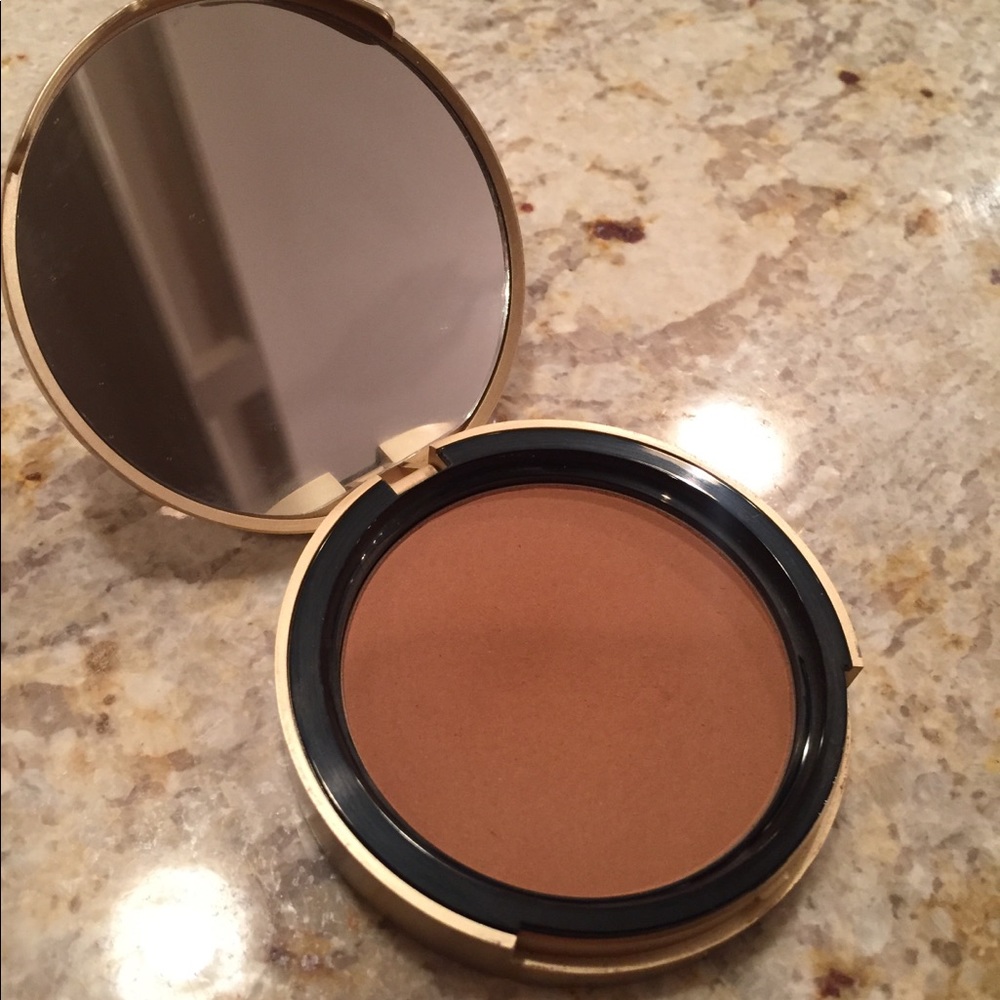 Too Faced dark chocolate soleil bronzer
