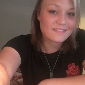 Meet your Posher, Lorika