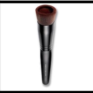 Babe Minerals brush