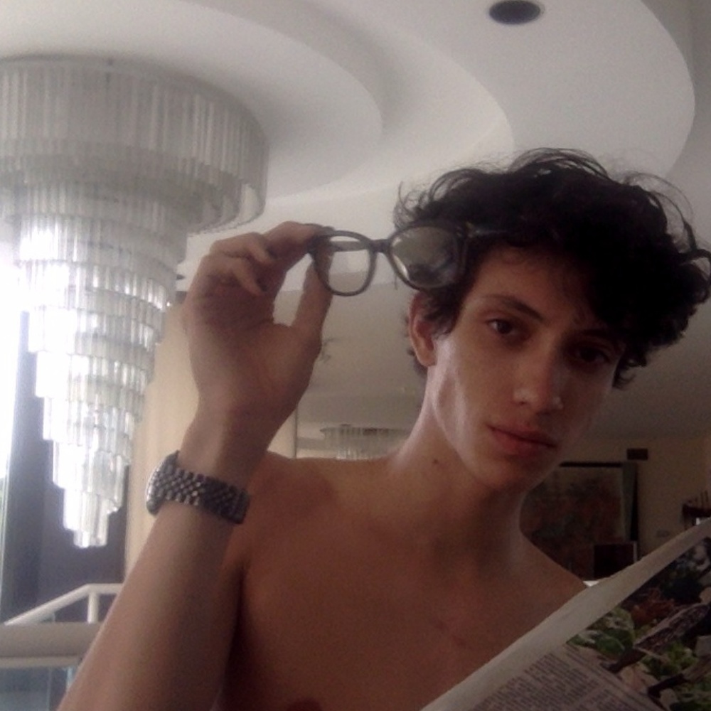 Too Posh of a "Meet Your Posher" Photo, or No?