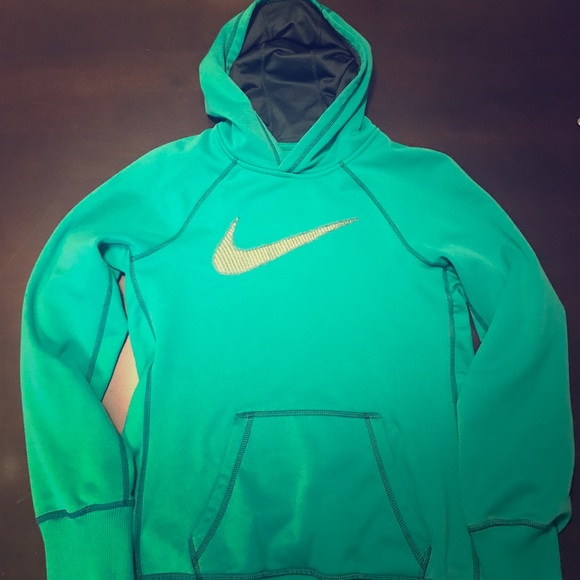 Nike Tops - Nike Women’s Thermafit Hoodie