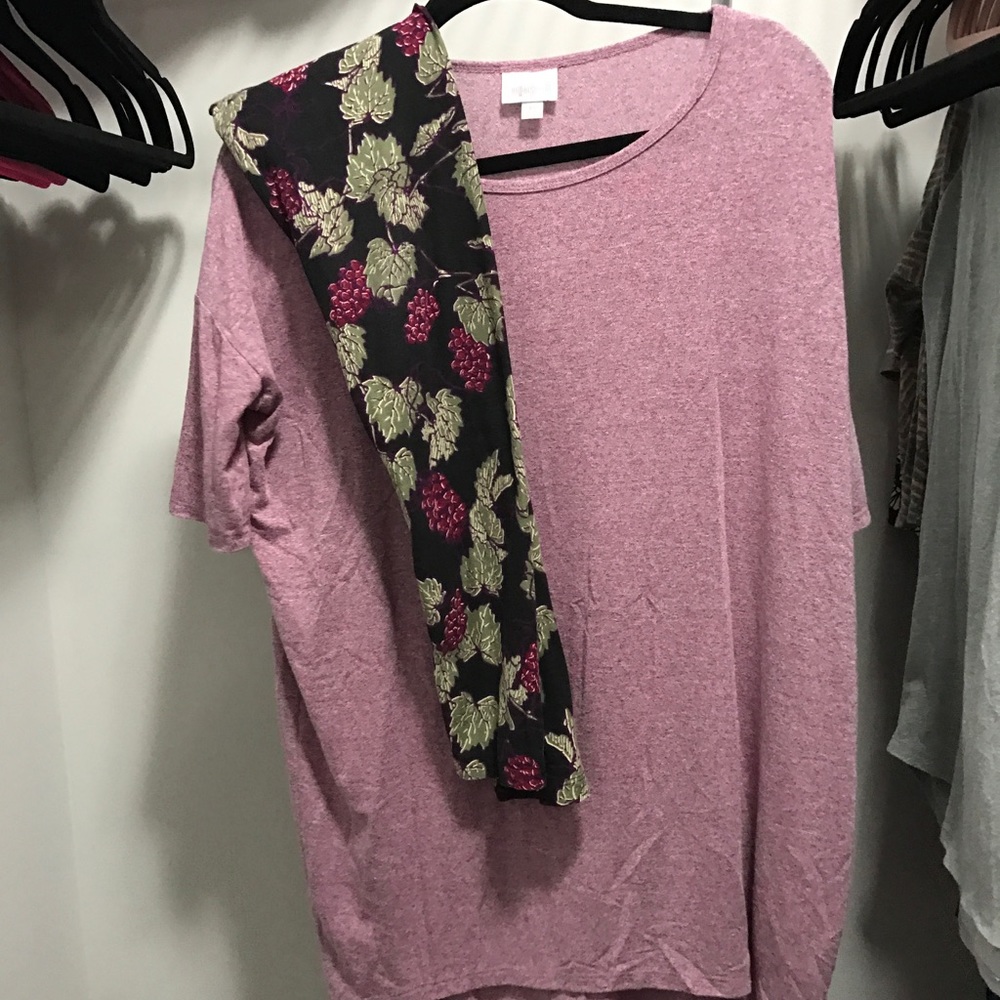 LuLaRoe outfit! OS leggings and XS irma