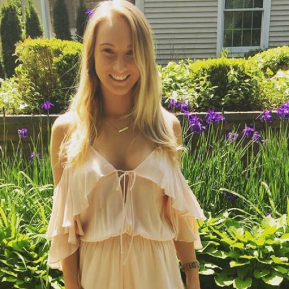 Meet your Posher, Danielle