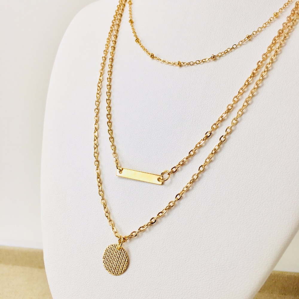3 Layer Chain Necklace w/ Circle & Bar Pendant