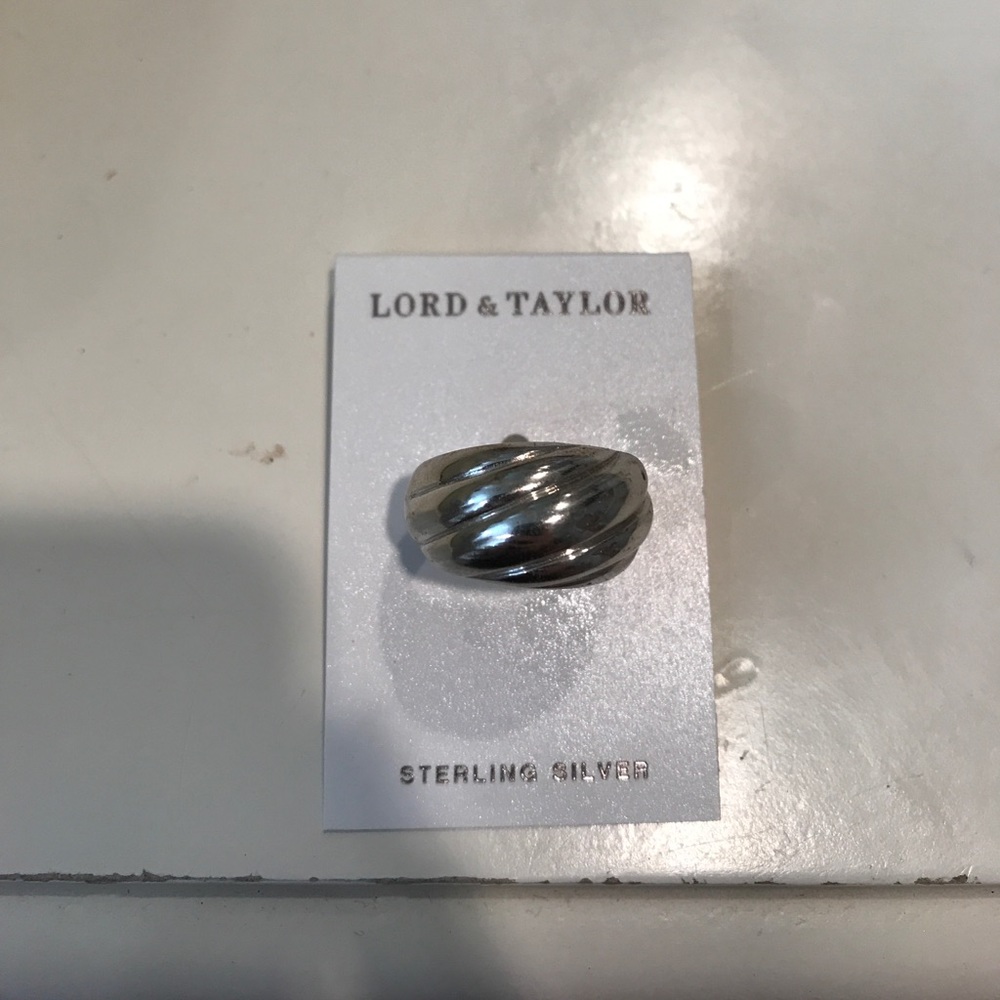 Never worn sterling silver ring