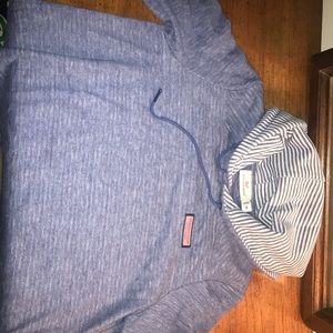 Vineyard vines sweatshirt!
