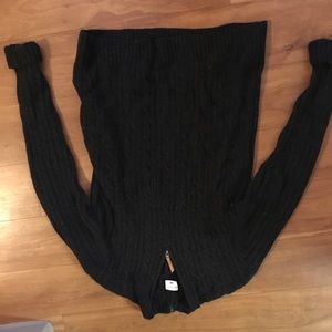 Men’s sweater with collar neck