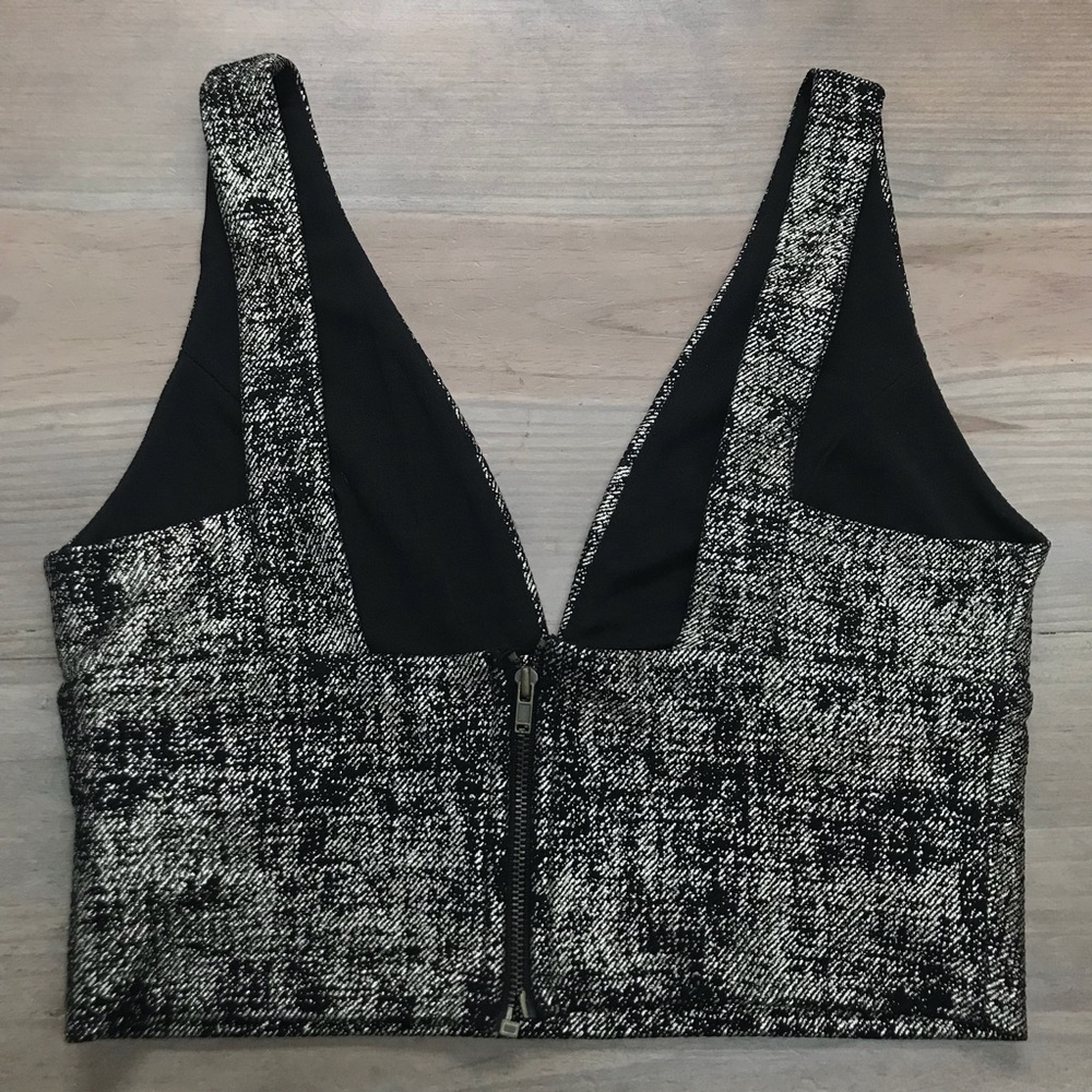 Metallic Crop Top - Picture 4 of 5